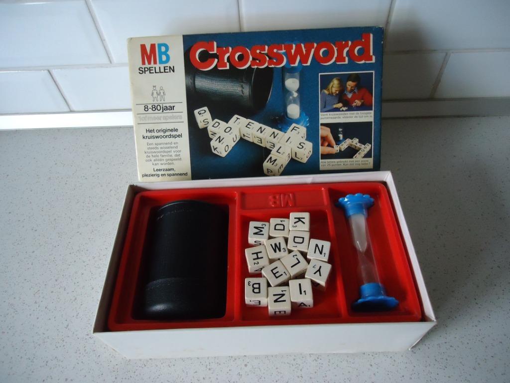 Crossword van MB in prima staat en compleet !, Hobby en Vrije tijd, Ophalen of Verzenden, Zo goed als nieuw, MB spelen