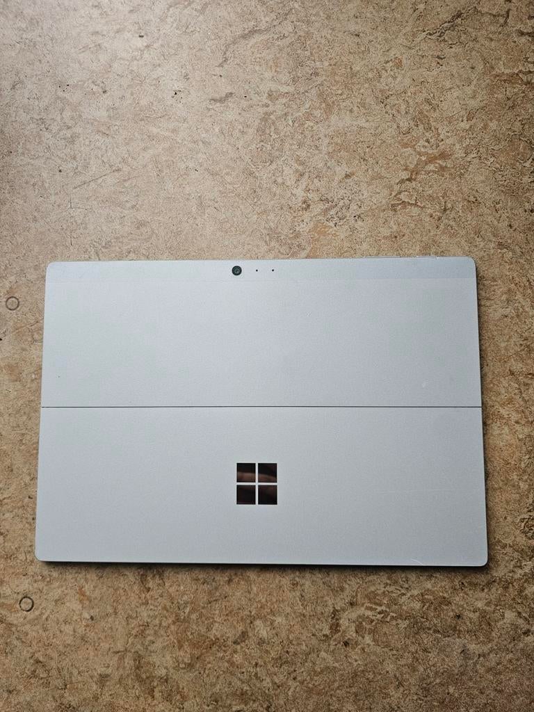 Microsoft surface pro6 1807 // à réparer, Computers en Software, Windows Tablets, Ophalen of Verzenden