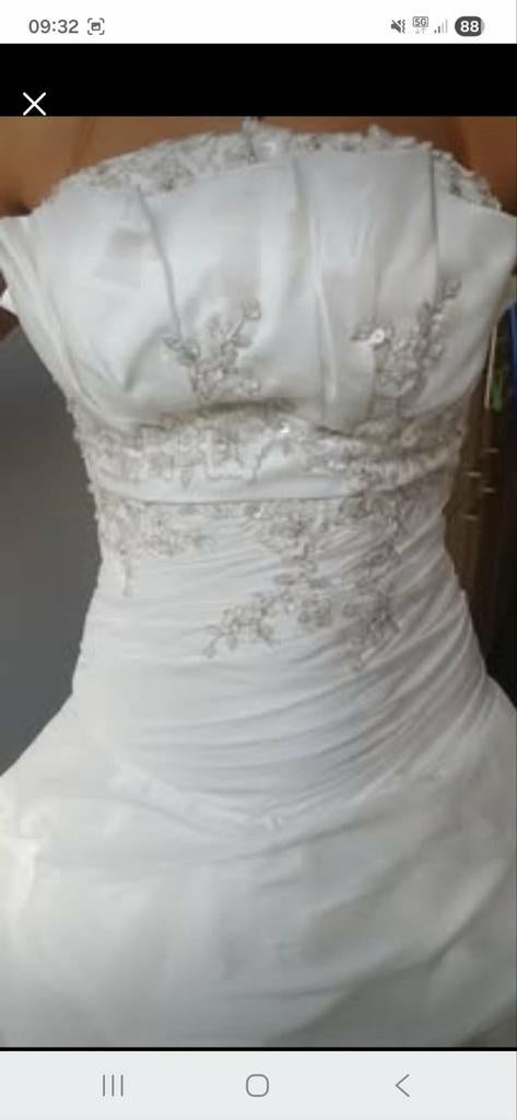 Prinsessen trouwkleed met lange sleep en hoepelrok, Kleding | Dames, Ophalen