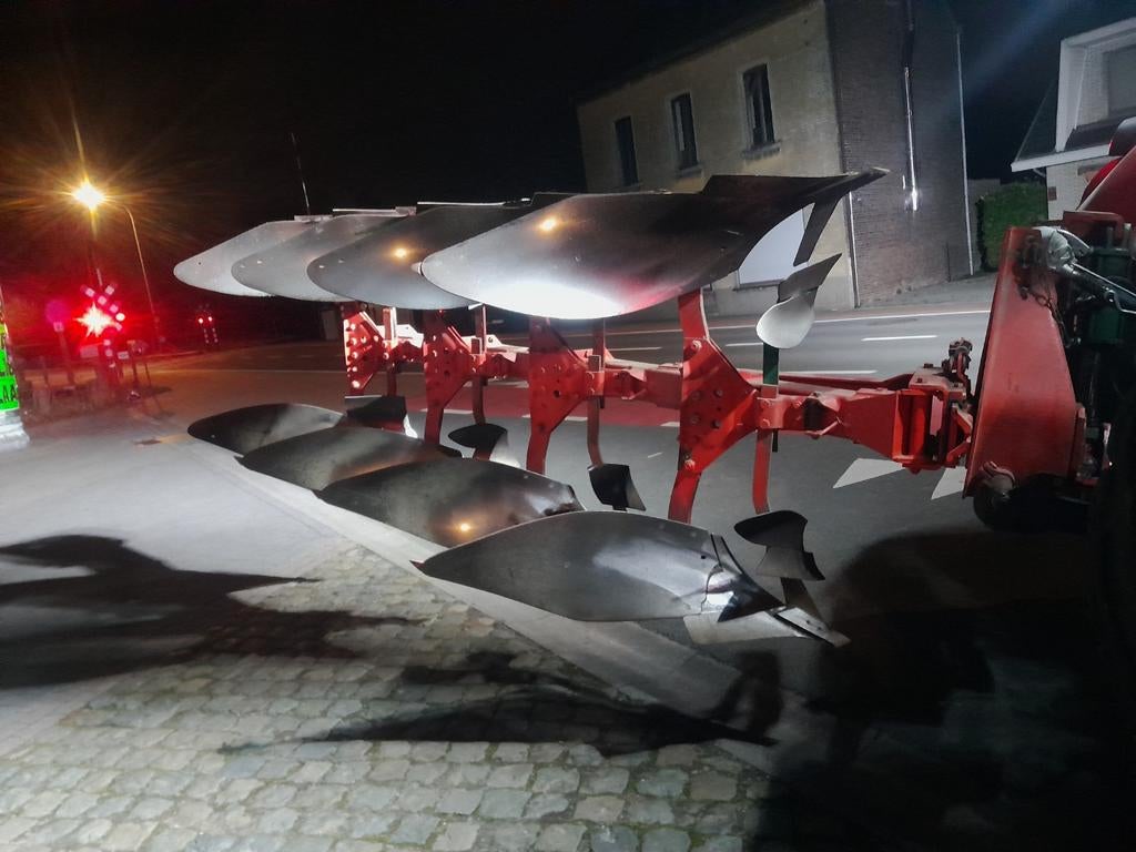 Ploeg Kverneland 4 schaar, Zakelijke goederen, Ophalen