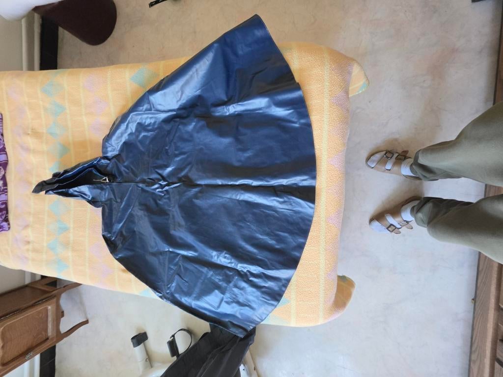 Poncho met kap, Hobby en Vrije tijd, Kostuums, Theaterbenodigdheden en LARP, Ophalen, Nieuw, Overige typen