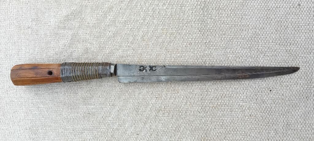 Couteau Boussaadi ancien forgé à la main, Collections, Enlèvement ou Envoi, Armée de terre, Couteau ou Poignard