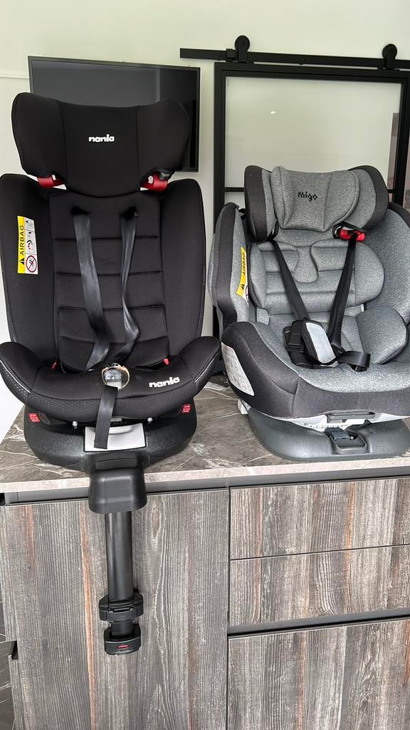 2 autostoelen, Ophalen, Zo goed als nieuw, Isofix