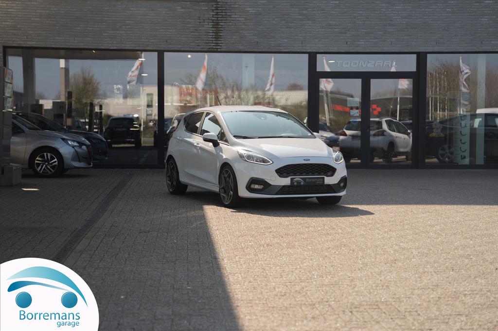 Ford Fiesta 1.5 EcoBoost ST Ultimate Full Option, Auto's, Ford, 0 kg, 158 g/km, 0 kg, Wit