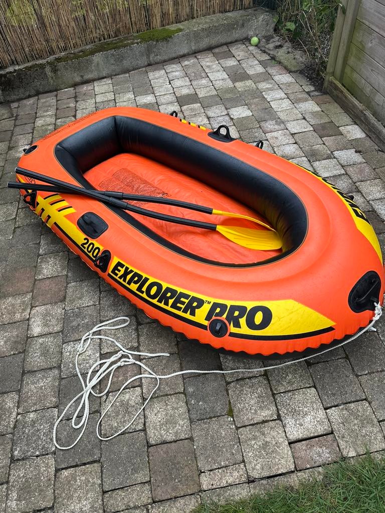 Intex explorer opblaasboot + peddels, Watersport en Boten, Ophalen, Opblaasbaar, Overige typen, Twee personen