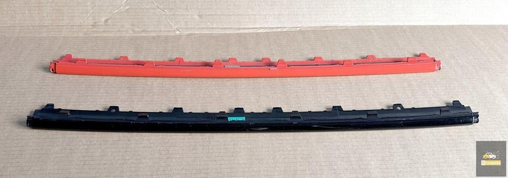 85807533B RS3, Spoilerbekleding - Audi A3 RS3 8V5, 8V5807533, Gebruikt, AUDI AG, Auto-Union-Strasse 1
85045  Ingolstadt, DE, Audi