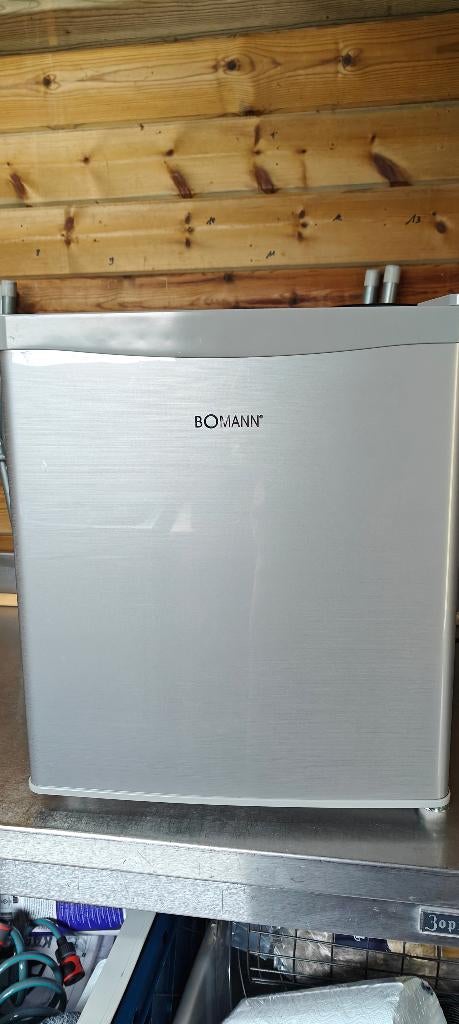 Kleine diepvries, Elektronische apparatuur, Vriezers en Diepvrieskisten, Minder dan 85 cm, Minder dan 60 cm, Zo goed als nieuw