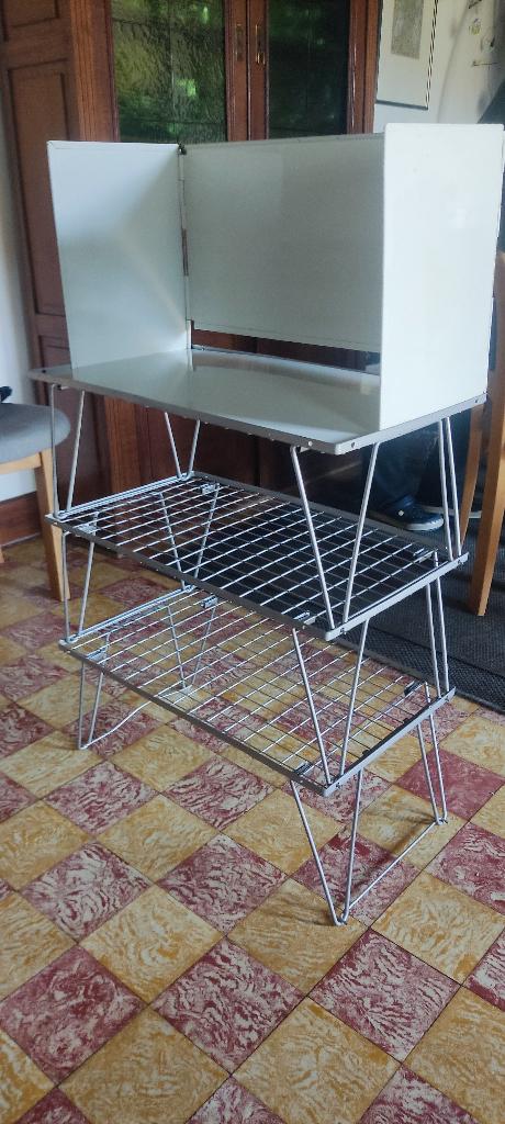table de camping pour réchaud, Caravanes & Camping, Enlèvement ou Envoi, Utilisé