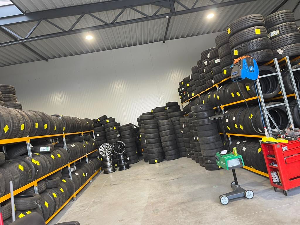 Occasie banden nieuwe banden vanaf 30€ per stuk met montage, Ophalen of Verzenden