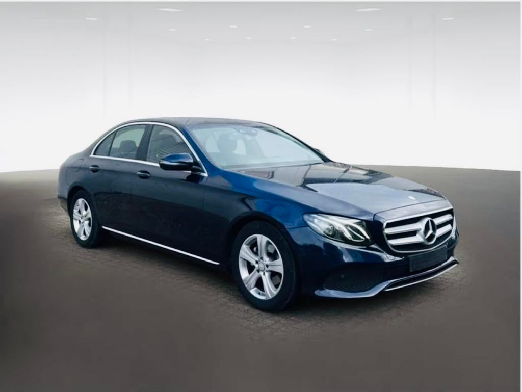 Mercedes-Benz E200 édition de lancement 146 000 km 9G tronic, Autos, Achat, https://public.car-pass.be/vhr/f73aefa0-5580-412b-a206-1fa6246498bb