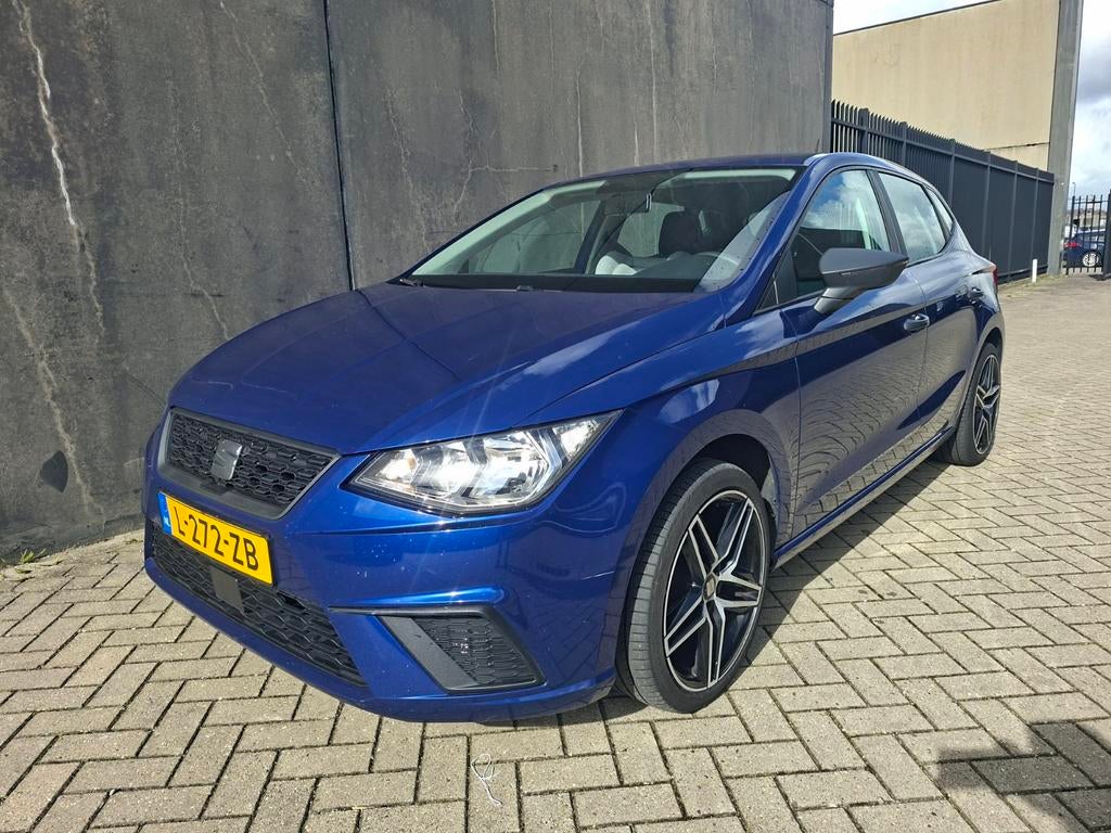 Seat Ibiza FR Airco BT audio parkeer sensoren, Auto's, Seat, Voorwielaandrijving, 75 kW, Stof, Blauw