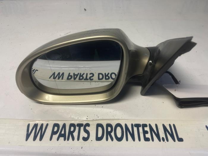 Rétroviseur extérieur gauche d'un Volkswagen Passat, Autos : Pièces & Accessoires, Rétroviseurs, Volkswagen, Utilisé, 3 mois de garantie