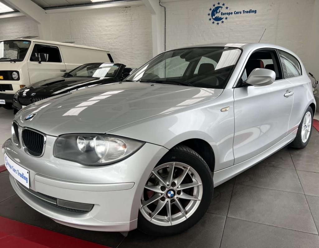 BMW 1 Serie 116 116i 116 i E87 PACK SPORT 1ÈRE MAIN CARNET, Auto's, BMW, 90 kW, Zwart, Bedrijf, Zilver of Grijs