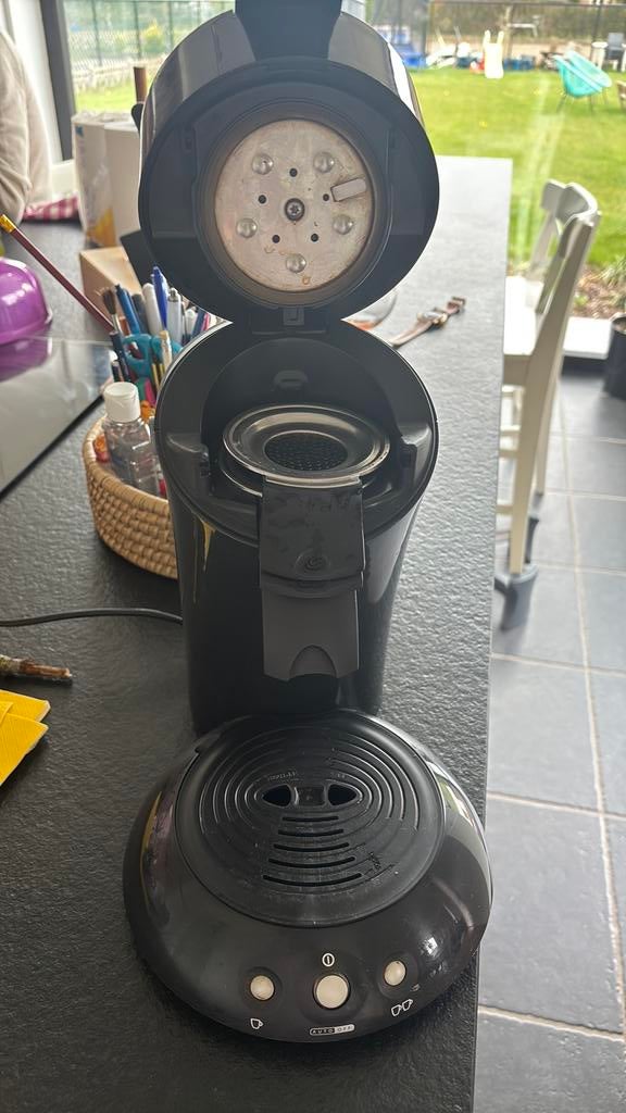 Senseo apparaat gratis af te halen, Elektronische apparatuur, Koffiezetapparaten, Ophalen, Gebruikt, 1 kopje, Koffiepads en cups