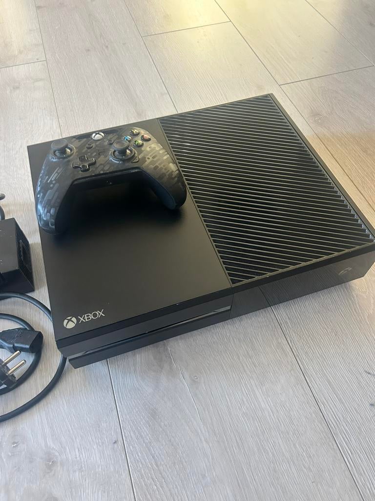 Xbox one met controler, Games en Spelcomputers, Ophalen, Zo goed als nieuw, Met 1 controller, Xbox One