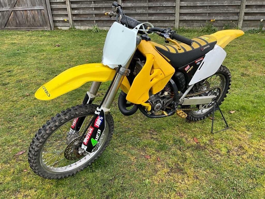 Suzuki RM125 moto tout-terrain, Motos, Entreprise, Autre