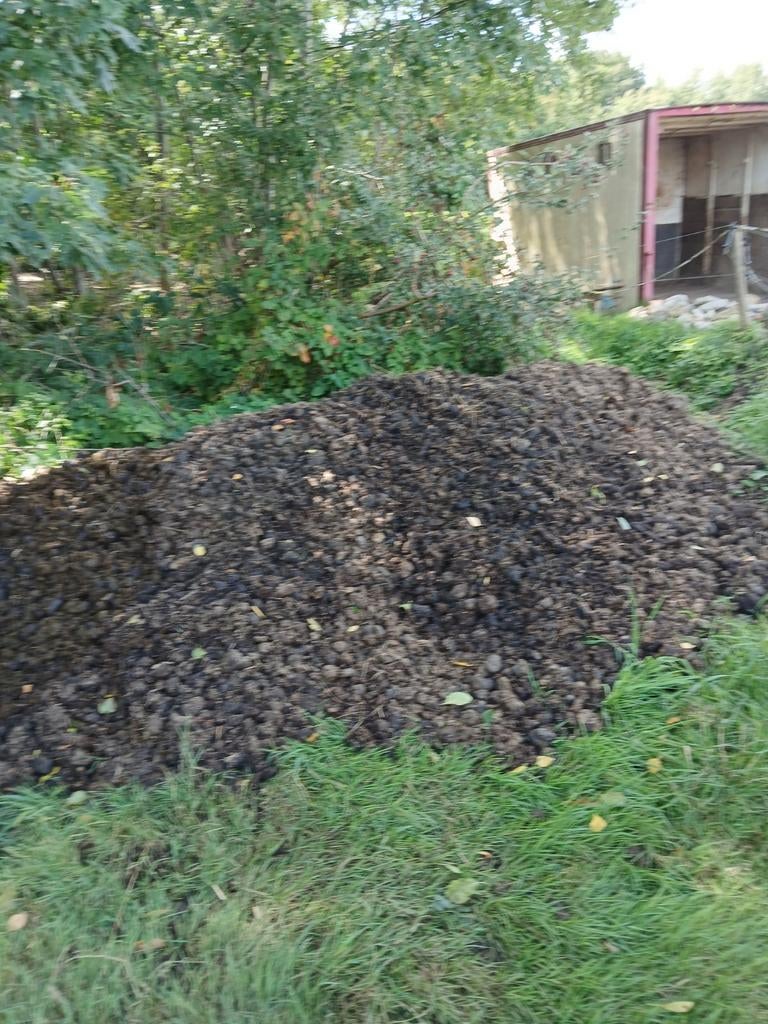 Zuiver paardenmest, Ophalen