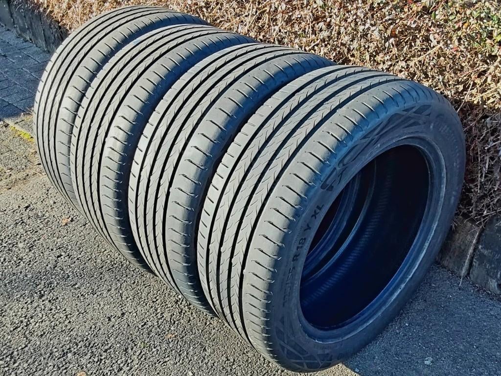 4 très bons pneus été Continental 225/55-18 Y XL, Pneus été, Enlèvement, Utilisé, 225 mm