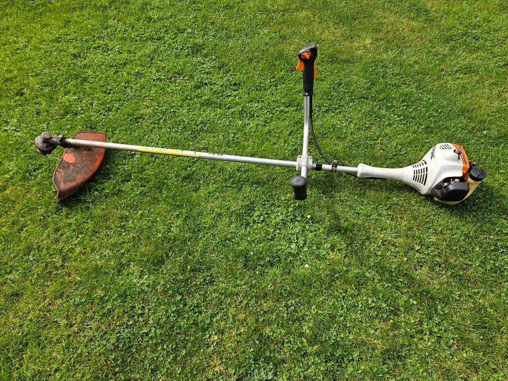 Débroussailleuse stihl fs 55