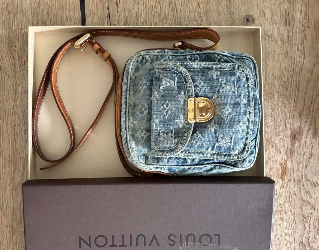 Louis Vuitton 2007; denim camera bag (monogram), Ophalen, Gebruikt, Overige merken