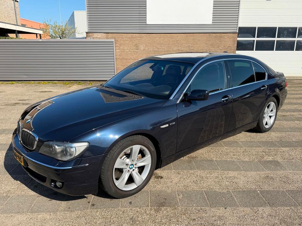 BMW 7-serie 760Li V12 2006 youngtimer, Auto's, BMW, Automaat, 4 deurs, Achterwielaandrijving, Gebruikt