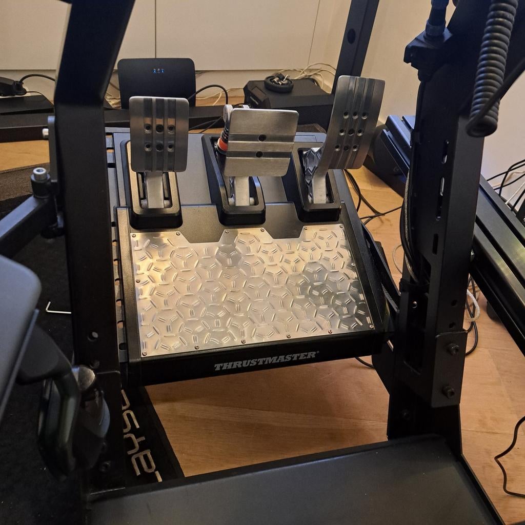 Pédales à cellule de charge Thrustmaster T-LCM, Informatique & Logiciels, Joysticks, Enlèvement