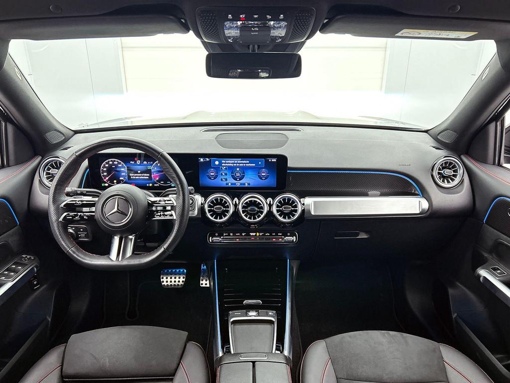 Mercedes-Benz GLB-Klasse 220 4MATIC AMG Line 7 Zitplaatsen |, Automaat, 4 cilinders, Zwart, 5 zetels
