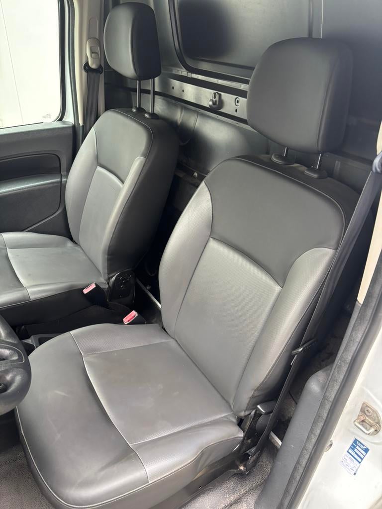 Renault Kangoo 1.5 DCI 90ch Euro6B, Autos, Achat, Euro 6, Boîte manuelle, Entretenue par le concessionnaire