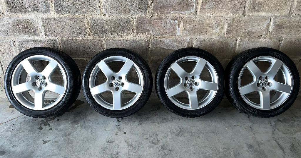 Jantes evolo origine Volkswagen Borbet 17”, Autos : Divers, Enjoliveurs, Enlèvement