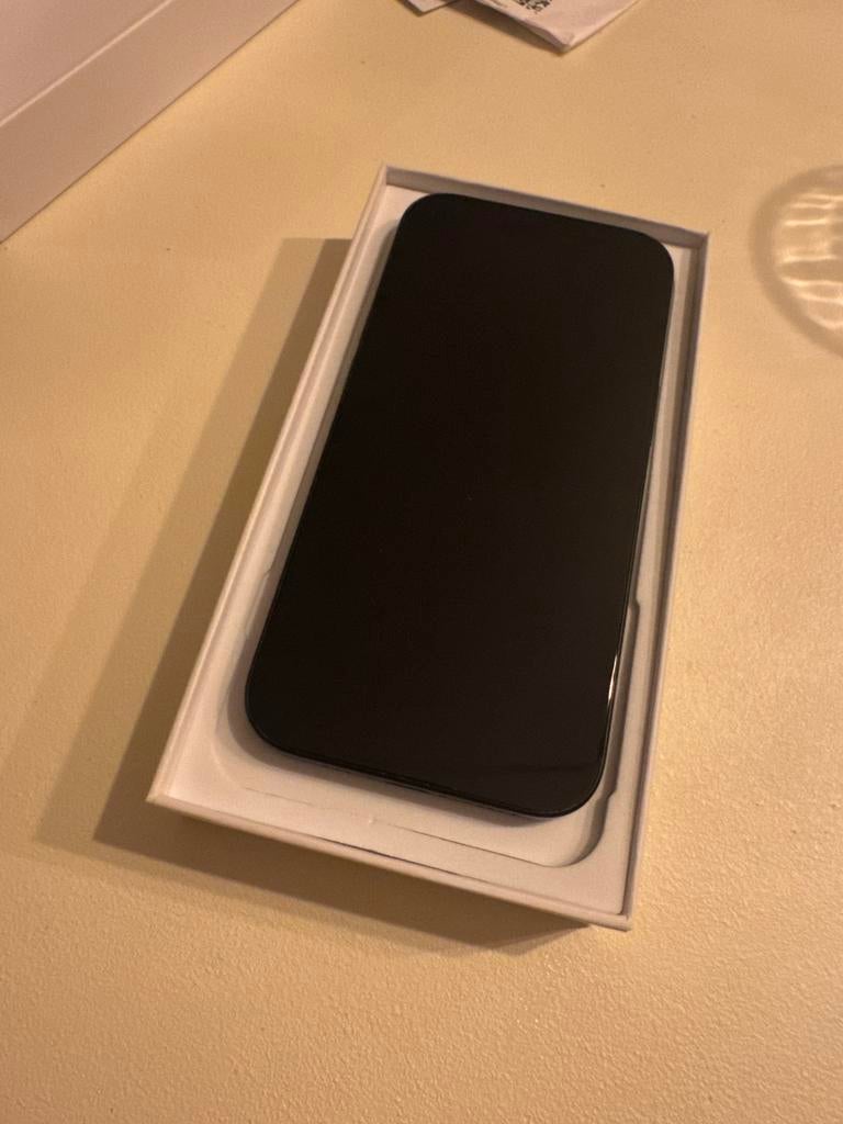 Iphone 15 - 256 GB batterij 100%, Télécoms, Téléphonie mobile | Apple iPhone, Enlèvement, Comme neuf, 256 GB, IPhone 15