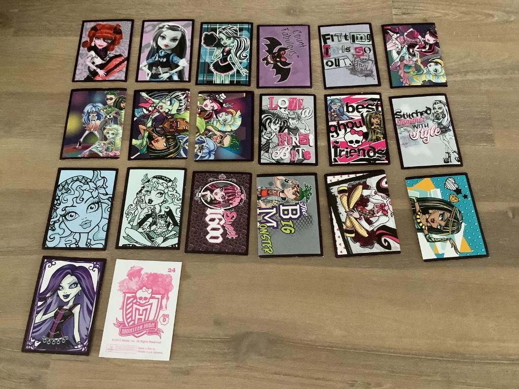 Cartes images d’album Monster High 2012, Enlèvement ou Envoi, 1980 à nos jours, Journal ou Magazine