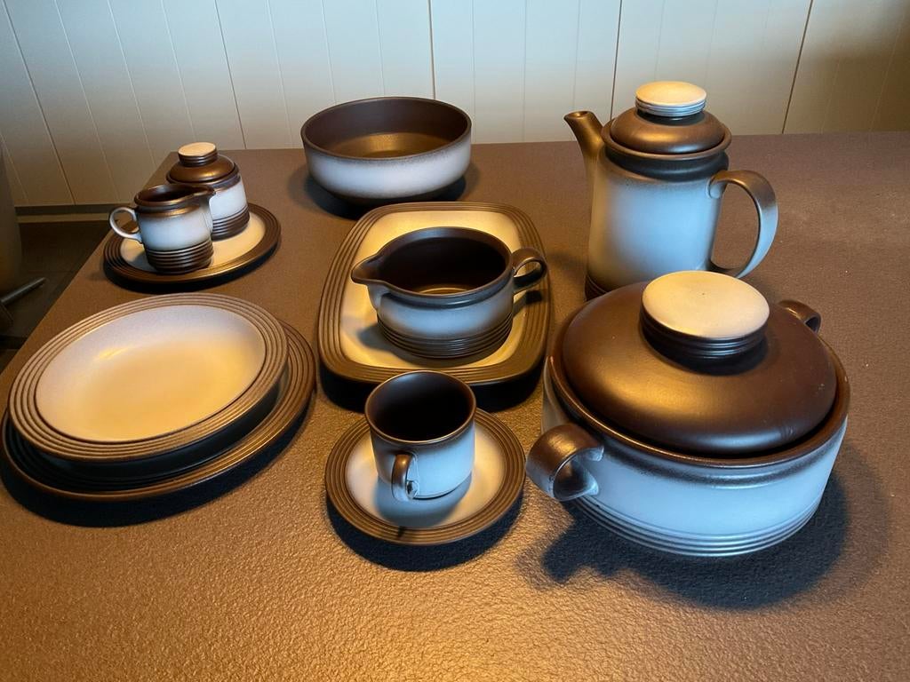 Vintage 12-delig servies, Ophalen