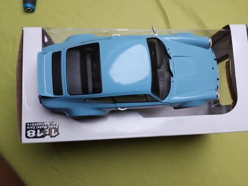 Porsche 911 Carrera RSR 2.8 lichtblauw  1:18 Solido, Ophalen of Verzenden, Nieuw, Auto, Solido