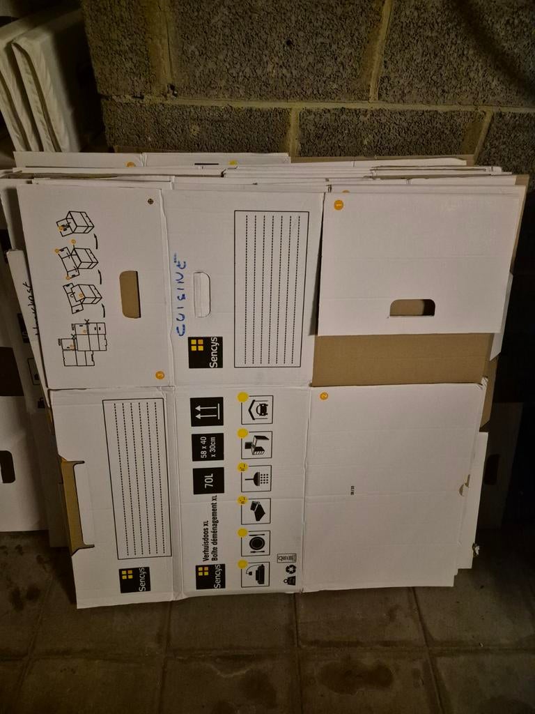 30 verhuisdozen, Ophalen