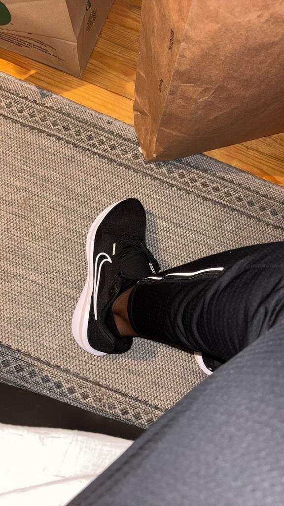 Chaussure nike, Course à pied, Nike, Chaussures de course à pied, Comme neuf