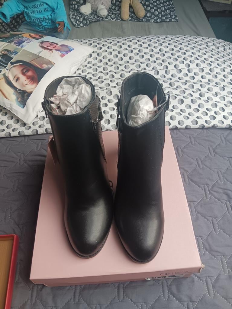 Bottine talon noir 40, Neuf, Enlèvement ou Envoi, Boots et Botinnes, Grands Boulevards