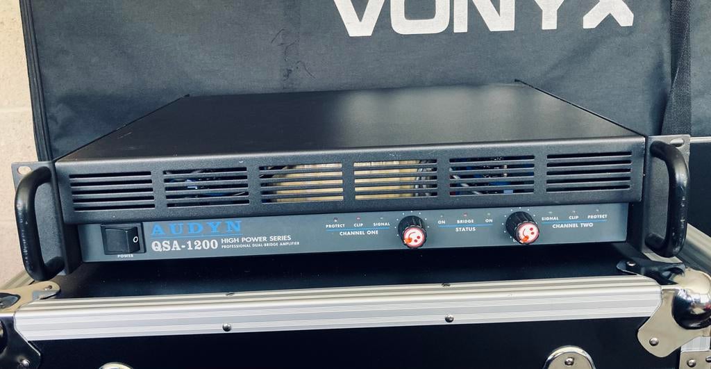 Audyn QSA 1200 professionele versterker, Ophalen, Zo goed als nieuw, 500 tot 1000 watt, P.A.