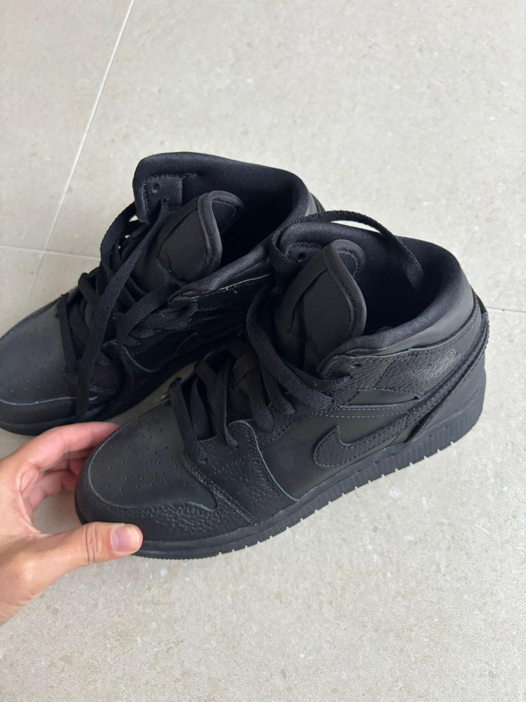 Air Jordan 1, Enlèvement