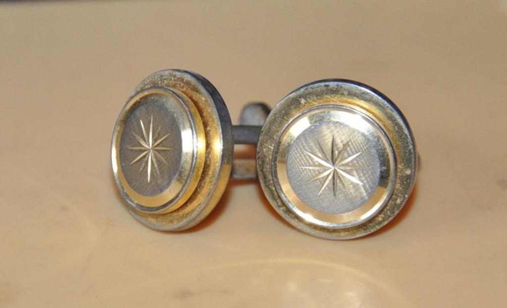 paire de bouton de manchette (bmx2007), Enlèvement ou Envoi, Utilisé, Doré