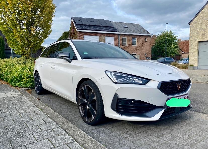 Cupra Leon st 1.4 e-hybride rechargeable DSG (180 kW), Autos, Cupra, Achat, Euro 6, Noir, 5 portes