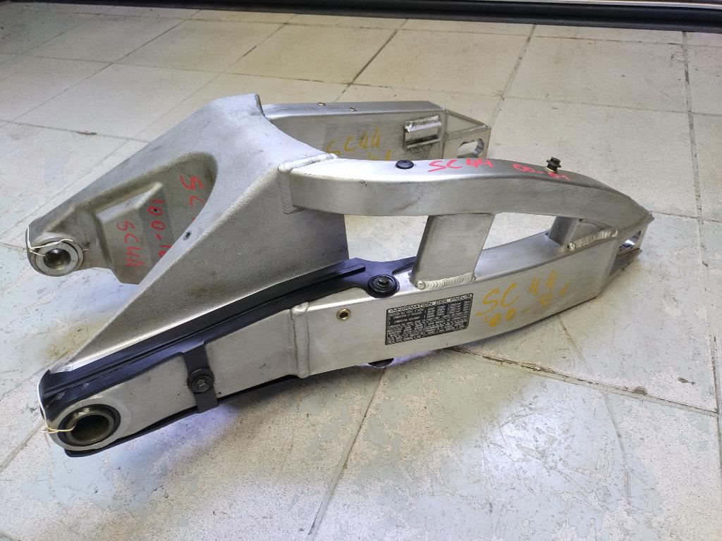 Bras oscillant Honda CBR Fireblade modèle « 00-"01, Enlèvement ou Envoi, Utilisé