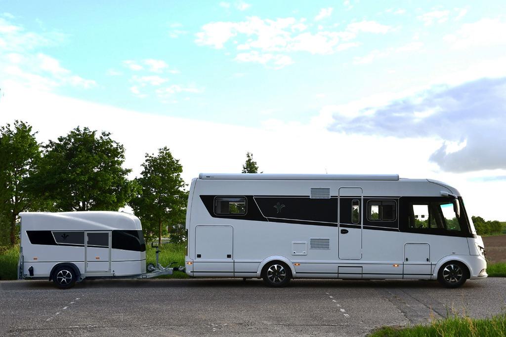 Niesmann 77 E 12-2022 (model 2023) - NIEUWE STAAT, Caravanes & Camping, Camping-cars, Jusqu'à 4, Niesmann+Bischoff, Intégral, Diesel