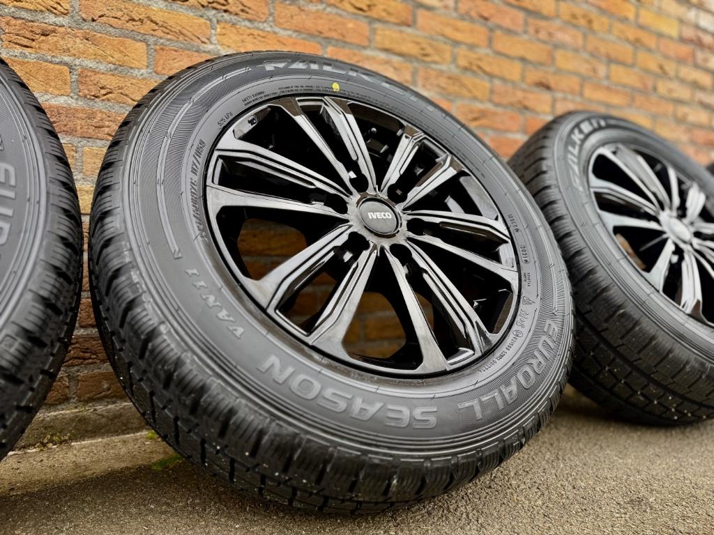 IVECO DAILY VELGEN 17 INCH ZWART ALL-SEASON NIEUW, Autos : Pièces & Accessoires, Pneus & Jantes, Neuf, 4 Saisons, Enlèvement ou Envoi