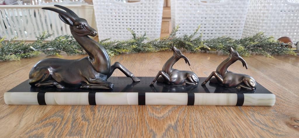 Style art déco des années 1930, Enlèvement, Bronze