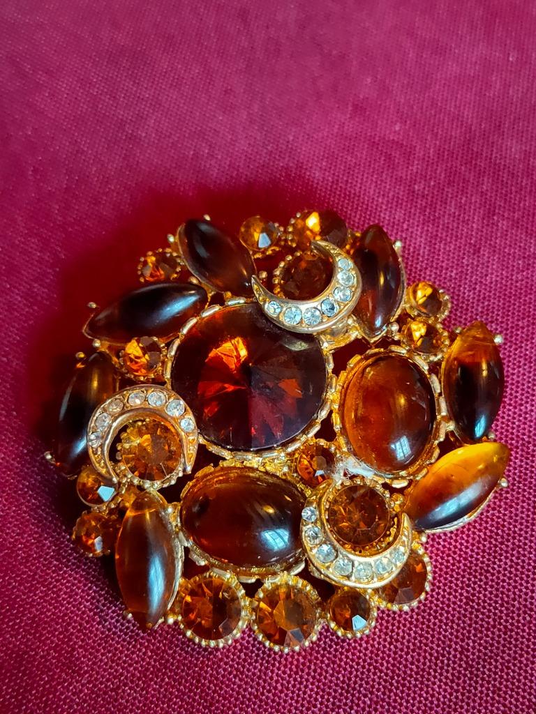 Ancienne broche en métal doré avec perles fines marrons, Overige materialen, 4 tot 7 cm, Gebruikt, Overige kleuren