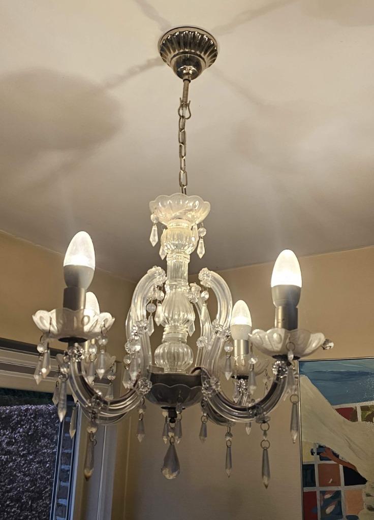 luchter landelijke stijl 4 lampen + glazen luchter, Ophalen of Verzenden, Zo goed als nieuw, Kunststof, Landelijk