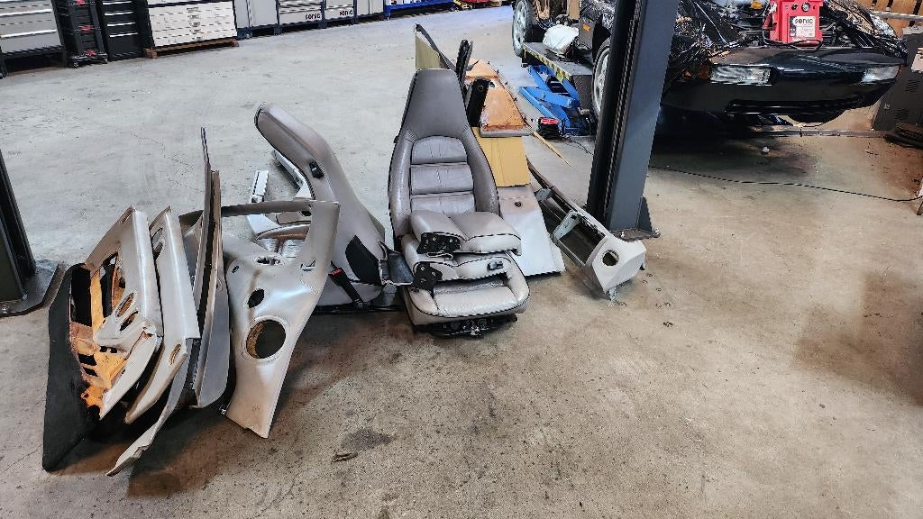 Origineel lederen interieur Porsche 928S4 - lijmvlekken, Ophalen of Verzenden, Gebruikt, Porsche