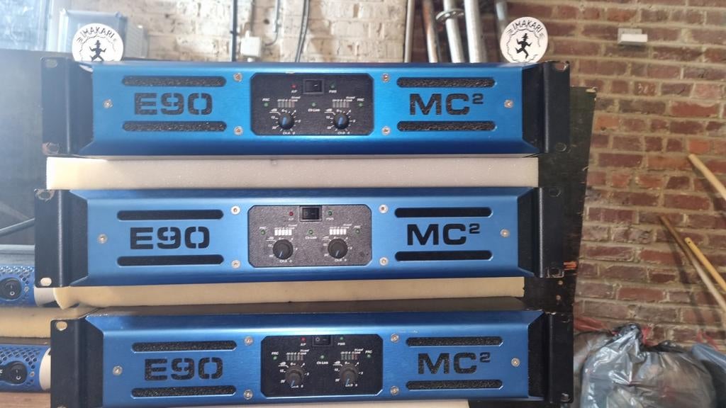 MC² E90 CLASS D amplifier, Audio, Tv en Foto, Versterkers en Ontvangers, Ophalen