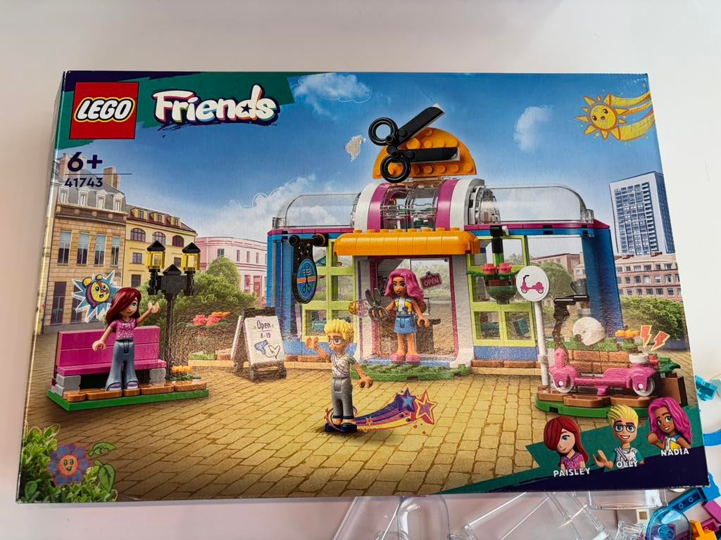 Lego Friends 41743 Kapsalon / Kapper, Ophalen, Zo goed als nieuw, Complete set