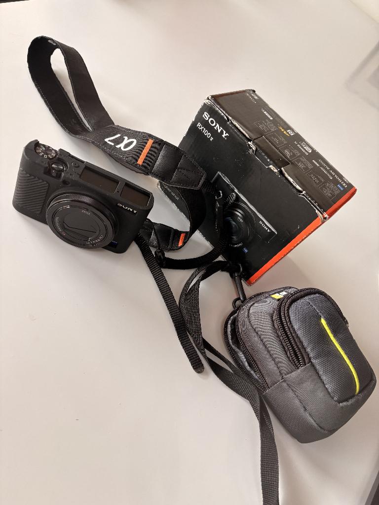 Sony RX100 camera, Audio, Tv en Foto, Fotocamera's Digitaal, 20 Megapixel, Compact, Nieuw, Ophalen of Verzenden